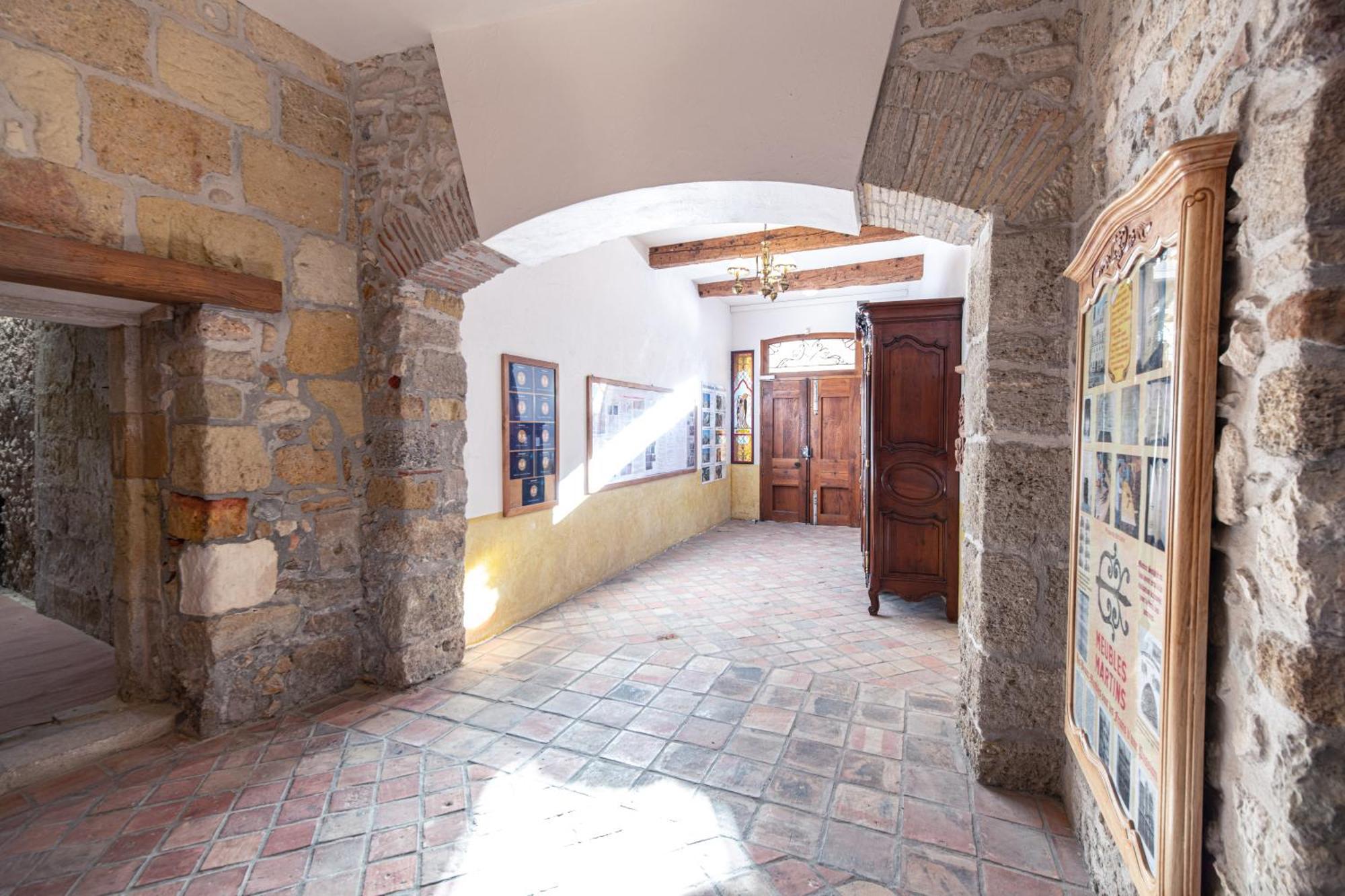 Studio Dans L'Eglise Du Couvent Ναρμπόν Εξωτερικό φωτογραφία